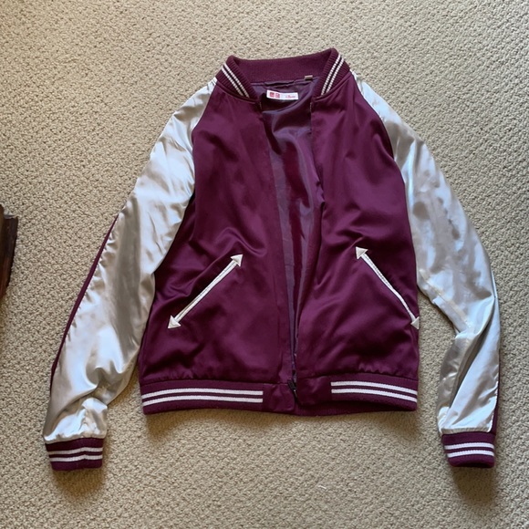 Uniqlo Mickey Souvenir Bomber Minnie Jacket - Picture 3 of 13